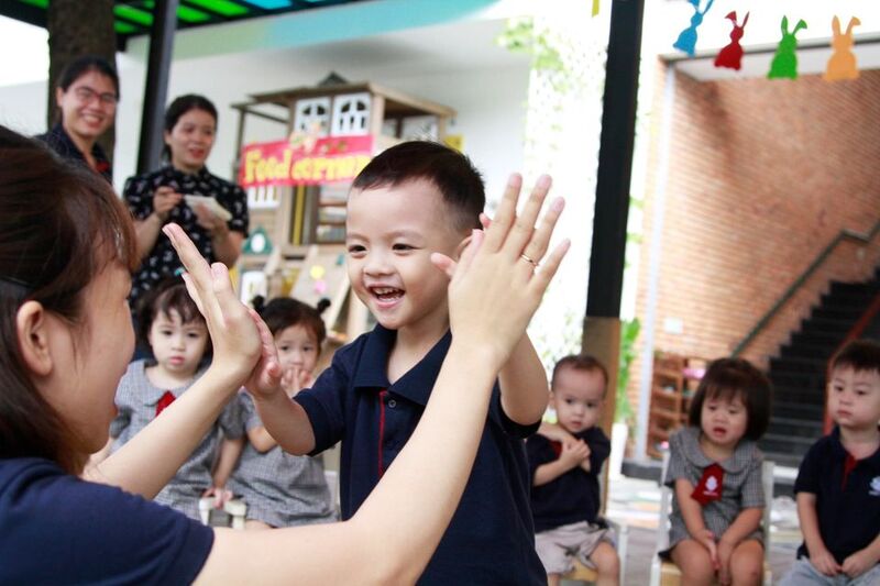 nên cho trẻ đi học từ mấy tuổi