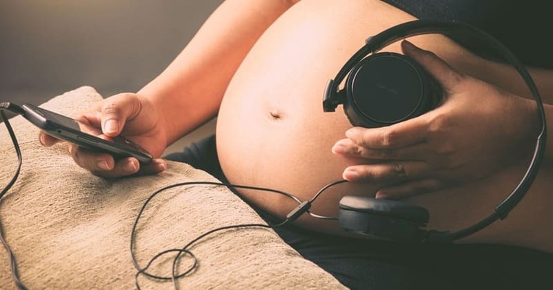 Mẹ bầu trong giai đoạn nào nên cho trẻ nghe nhạc