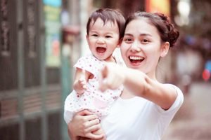 Bật mí chồng 1994 vợ 1995 sinh con năm nào tốt?