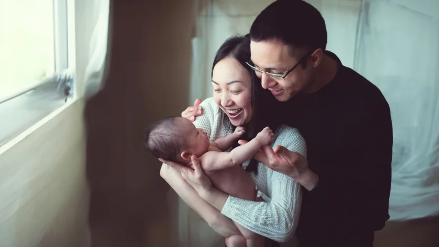 Bố mẹ khắc mệnh con có sao không? Hiểu rõ ảnh hưởng và cách hóa giải Bố mẹ khắc mệnh con có sao không?