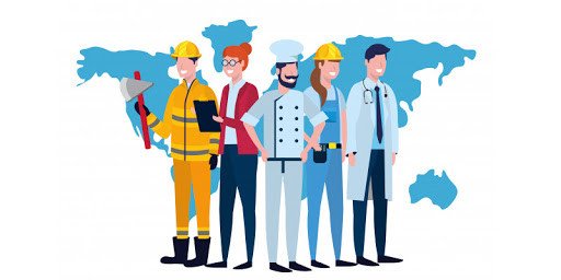 chưa đủ 18 tuổi có đi làm được không