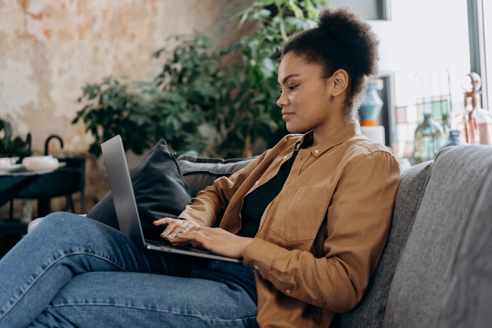Đưa ra yêu cầu rõ ràng và lịch sự trong email tiếng Anh