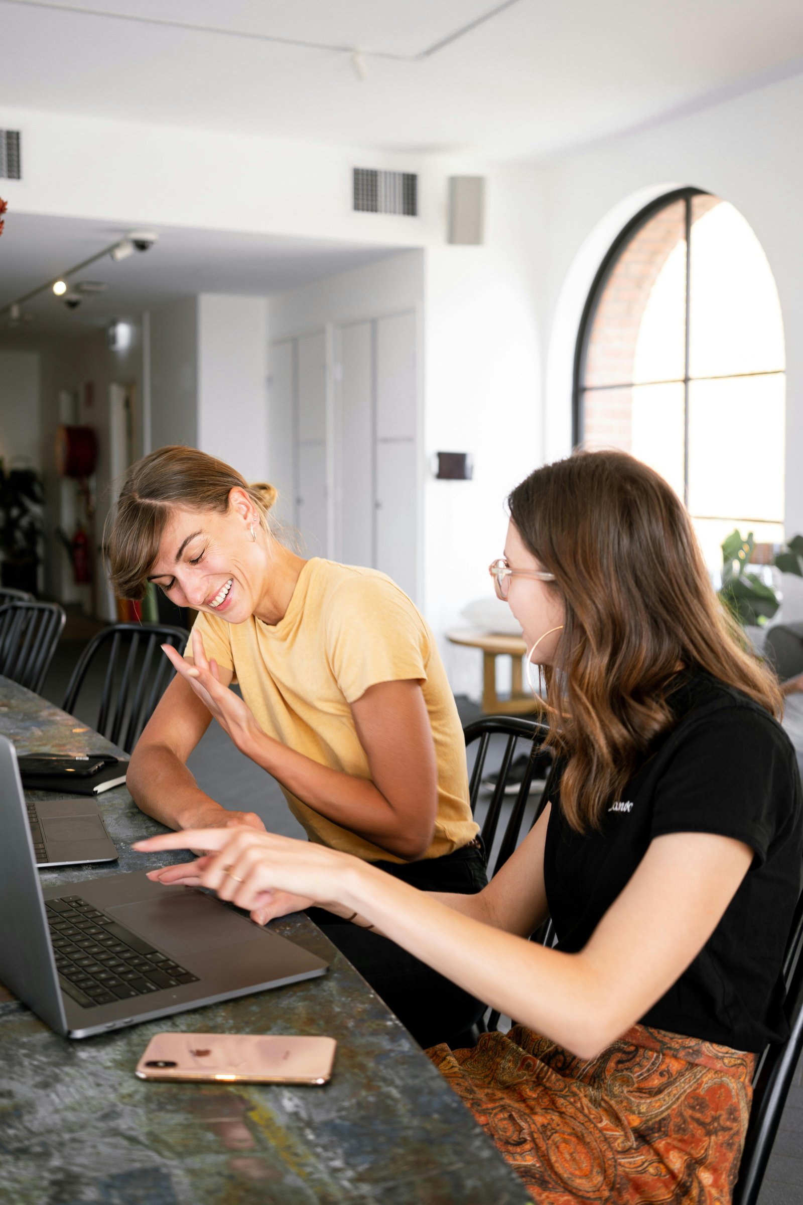 Mô tả hoạt động Digital Marketing trên các thiết bị số