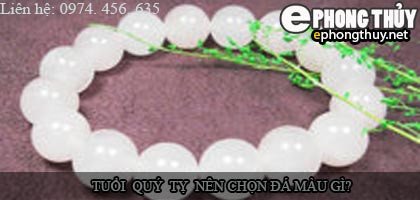 Các loại đá phong thủy màu trắng, xanh dương và đen phù hợp với tuổi Quý Tỵ 1953