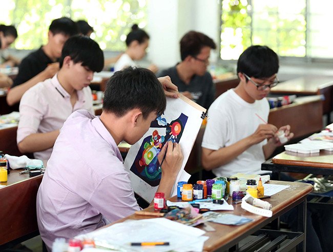 Chuẩn bị hồ sơ xét tuyển học bạ đại học 2025