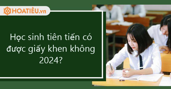 Học sinh nhận giấy khen danh hiệu xuất sắc hoặc giỏi cuối năm