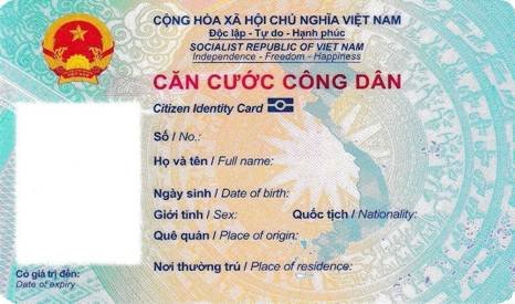 Mặt trước thẻ căn cước công dân gắn chip với Quốc huy và thông tin cá nhân