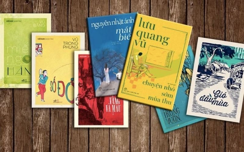 Một người phụ nữ đọc sách giữa thiên nhiên tươi đẹp, biểu tượng cho sự kết nối cảm xúc và thế giới tự nhiên trong văn học lãng mạn