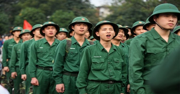 Thanh niên chuẩn bị thực hiện nghĩa vụ quân sự