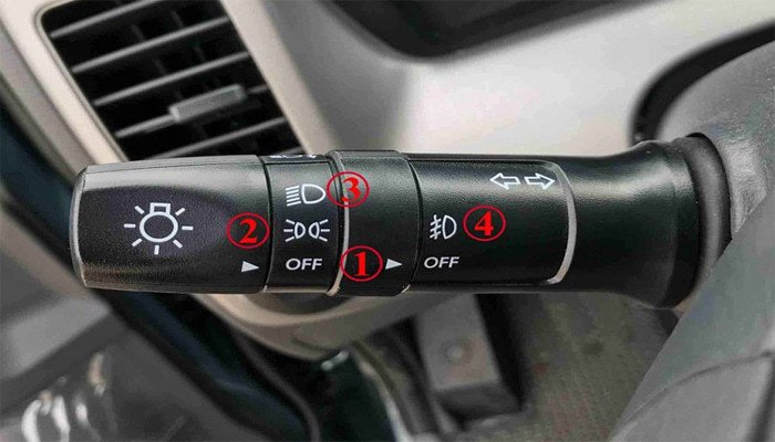 Vị trí cần điều khiển đèn pha cốt trên xe ô tô