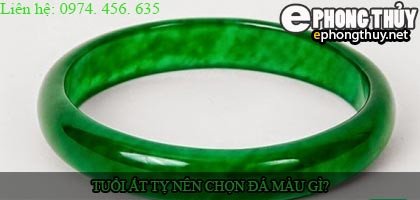 Vòng đá phong thủy màu xanh lá cây và đỏ hồng, lựa chọn may mắn cho người tuổi Ất Tỵ 1965
