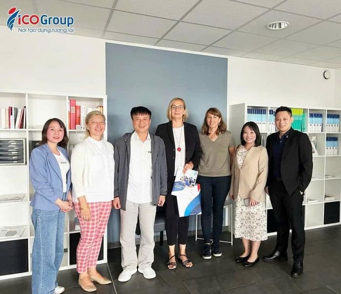 Buổi học nhóm tại Trung tâm Ngoại ngữ Quốc tế ICO Cà Mau