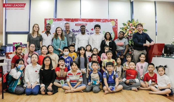 Giờ học sôi động tại Trung tâm Tiếng Anh Apax Leaders