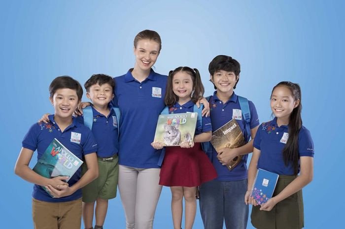 Học sinh Apollo English giao tiếp tự tin