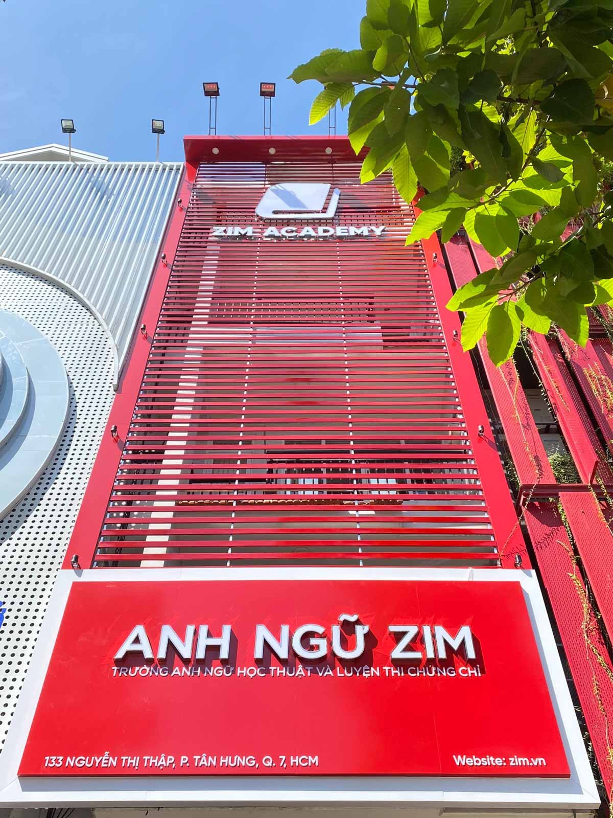 Học viên tại Anh ngữ ZIM luyện thi IELTS đạt kết quả cao