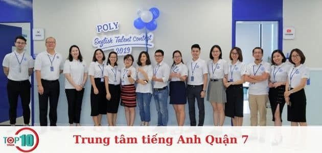 Học viên tại Trung Tâm Anh Ngữ POLY với phương pháp giảng dạy tiếng Anh hiện đại