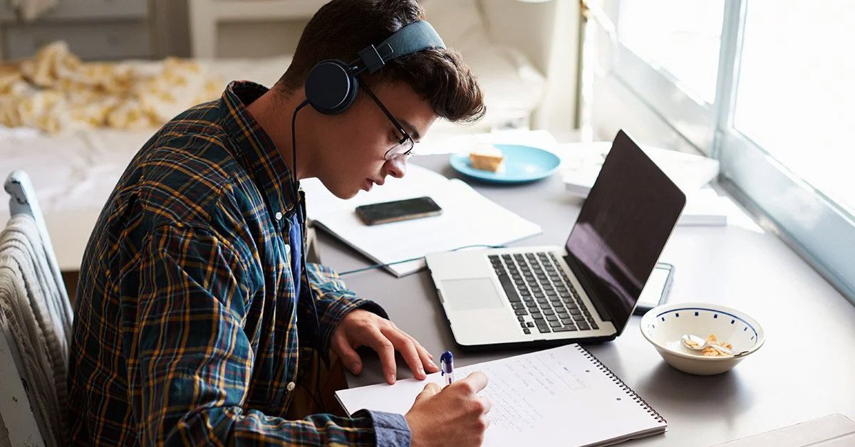 Hướng dẫn chi tiết cách sử dụng Deny trong các tình huống giao tiếp tiếng Anh