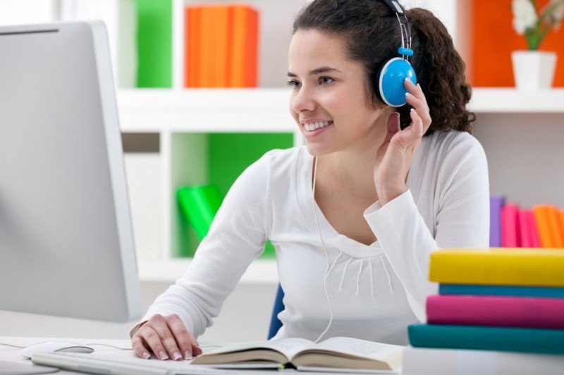 Kiên trì luyện nghe tiếng Anh mỗi ngày
