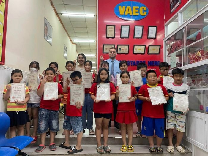 Lớp học tiếng Anh tại trung tâm Anh ngữ Biên Hòa VAEC