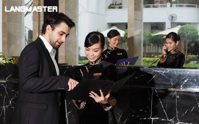 Mẫu câu tiếng Anh giao tiếp cần thiết cho lễ tân khách sạn