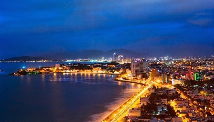 Món nem nướng đặc sản Nha Trang hấp dẫn