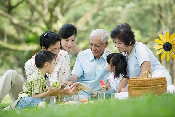 Một góc học tập gọn gàng, thể hiện tầm quan trọng của quy tắc giữ gìn ngăn nắp
