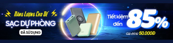 Người học tiếng Anh sử dụng máy tính tra cứu từ đồng nghĩa