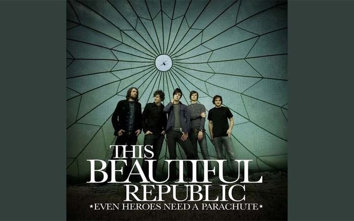 Nhóm nhạc The Beautiful Republic trình diễn bản nhạc New Year tràn đầy hy vọng