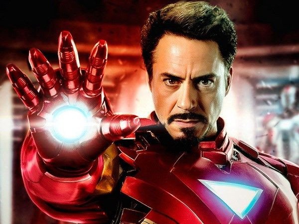 Robert Downey Jr. trong vai Iron Man đầy sức hút