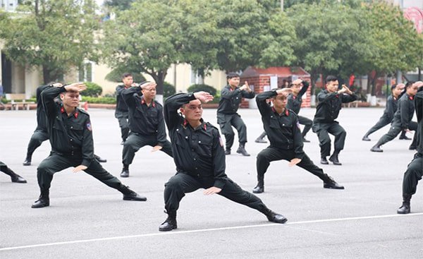 Trang phục chiến đấu chuyên dụng của Cảnh sát đặc nhiệm, được thiết kế cho các hoạt động nghiệp vụ