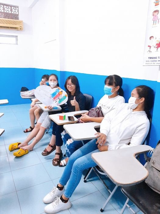 Trung tâm Ngoại ngữ Quốc tế Việt Mỹ: Lớp học tương tác với giáo viên nước ngoài