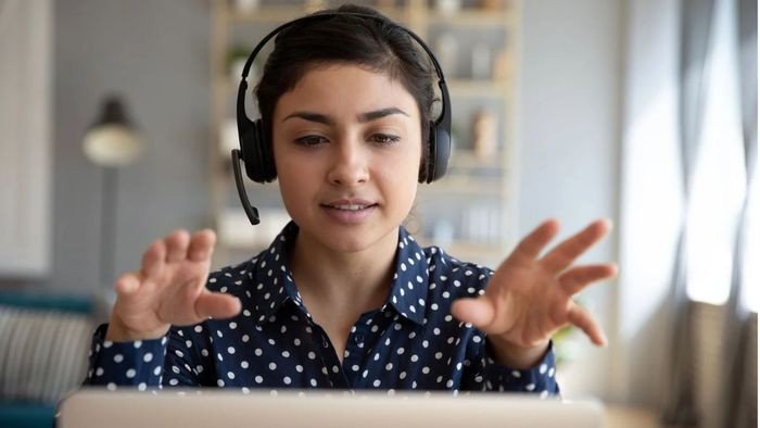 Tương tác tự nhiên với người ảo qua phần mềm luyện nói tiếng Anh