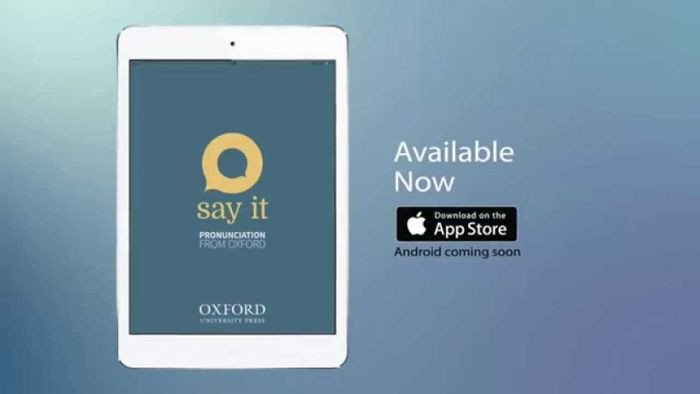 Ứng dụng Say it: English Pronunciation hiển thị biểu đồ sóng âm để so sánh phát âm