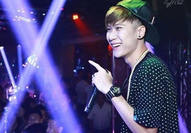 Vanh Leg, nghệ sĩ giải trí với các ca khúc chế hài hước