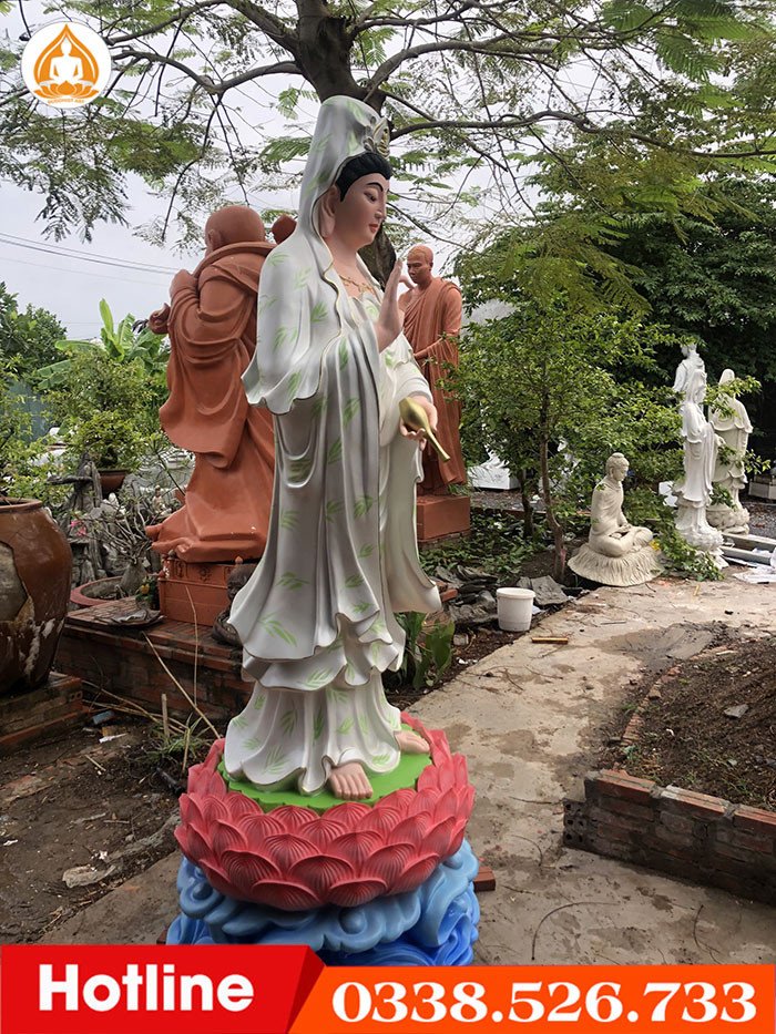 Giấc mơ thấy Mẹ Quan Âm ngự đài sen báo hiệu may mắn