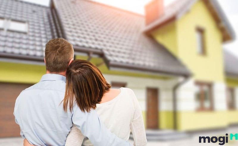 Giải mã giấc mơ thấy người lạ mua nhà và nguy cơ rạn nứt mối quan hệ