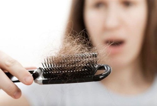 Giải mã ý nghĩa nằm mơ thấy rụng tóc