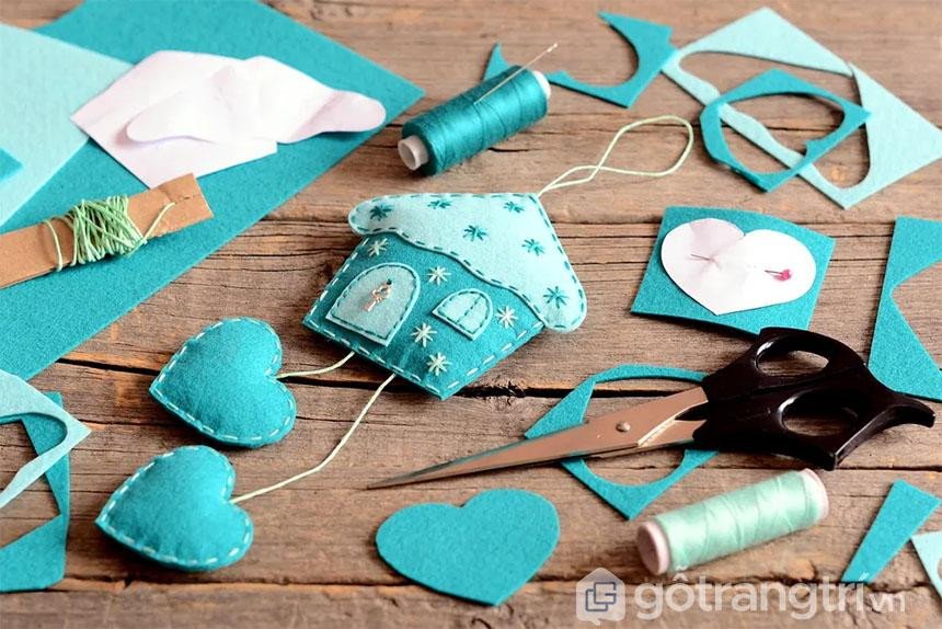 Góc học tập sáng tạo với các món đồ handmade xinh xắn