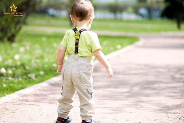 Hình ảnh minh họa nỗi buồn khi mơ thấy anh trai đã chết hiện về