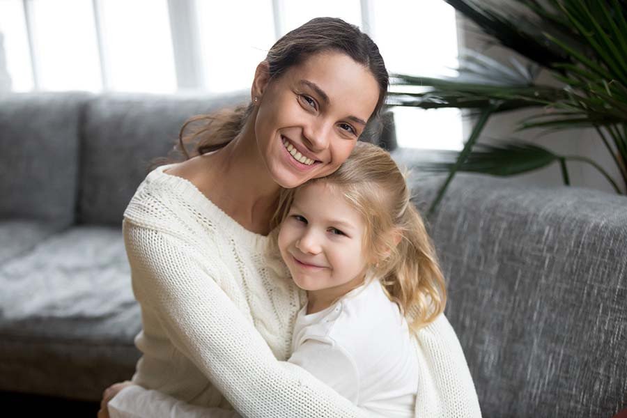 Hình ảnh trẻ em trong mơ khi mơ thấy nhận con nuôi biểu trưng cho sự khởi đầu