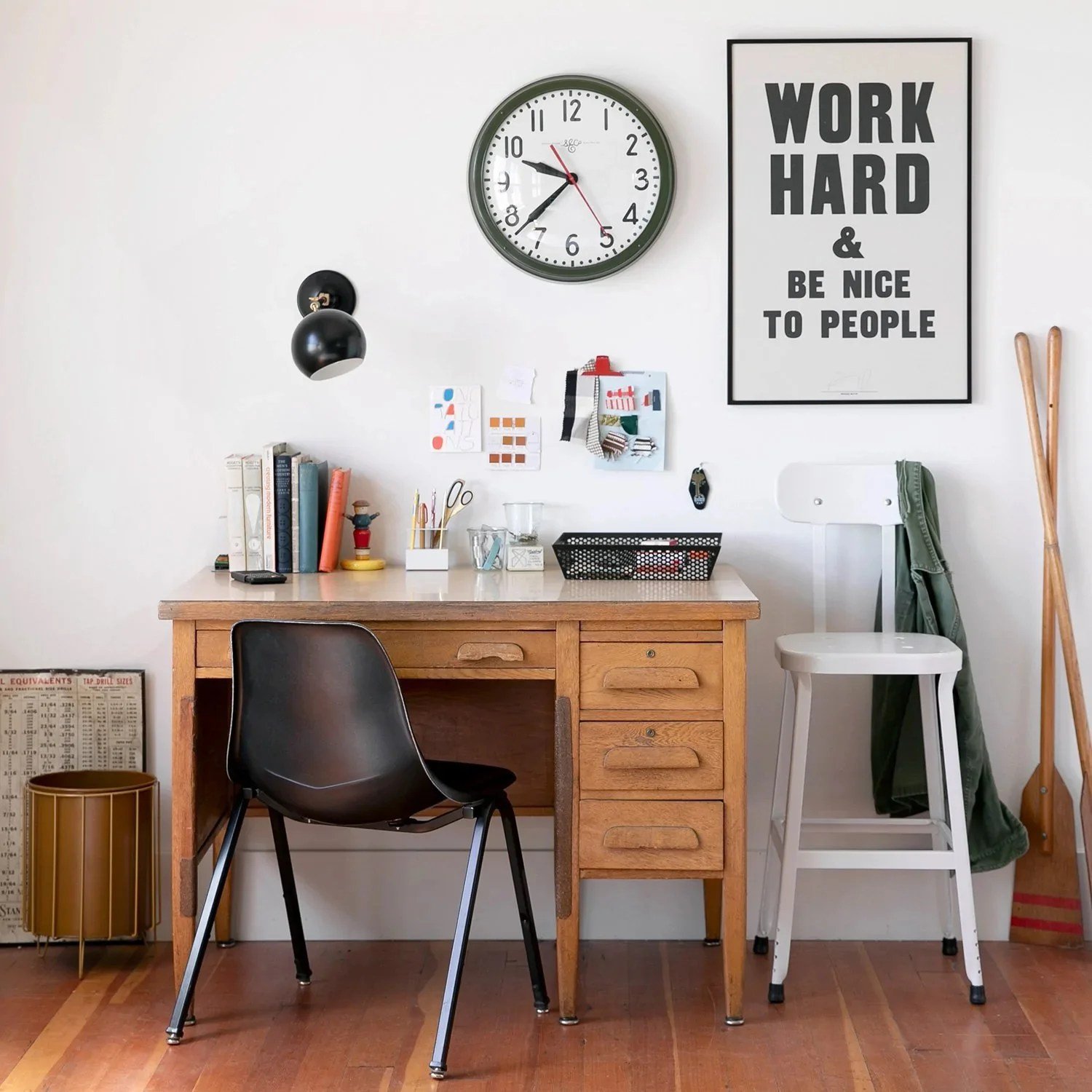 Hộp đựng bút handmade trang trí góc học tập đơn giản
