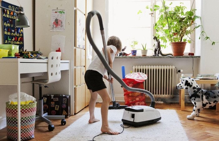 Lịch trình dọn dẹp và sắp xếp góc học tập định kỳ