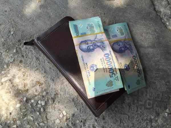 Mơ nhặt được 500 nghìn tiền