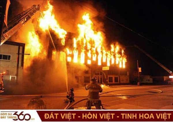 Mơ thấy lửa cháy thì nên đánh con gì? số mấy để trúng lớn