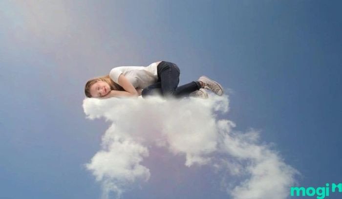 mơ thấy sân nhà bị ngập nước điềm báo gì