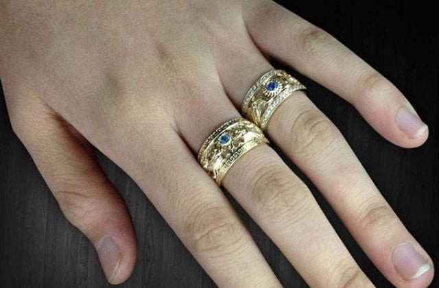 Nằm mơ thấy đeo lắc vàng: khát vọng và thành công