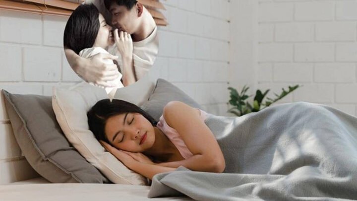 Người đang ngủ mơ về chuyện ấy