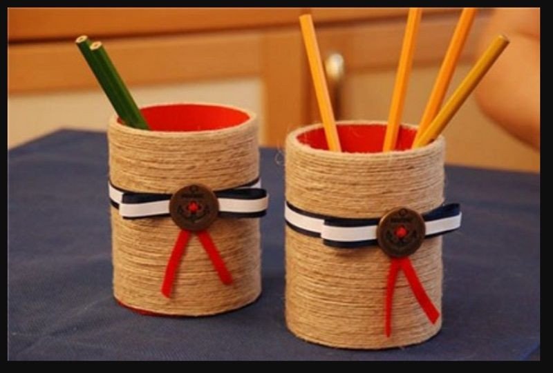 Sản phẩm ống đựng bút handmade dễ thương từ lõi giấy tái chế