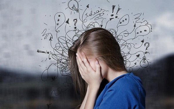 Tâm lý tiêu cực và áp lực học đường làm giảm hiệu quả học tập