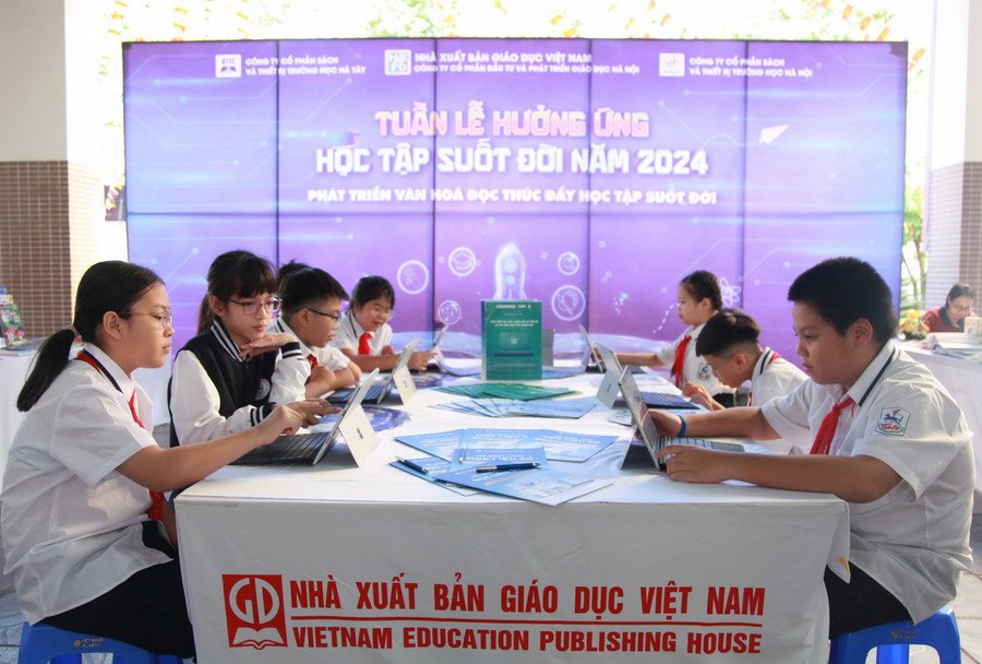 Trải nghiệm đọc sách đa dạng tại sự kiện Tuần lễ hưởng ứng học tập suốt đời năm 2024